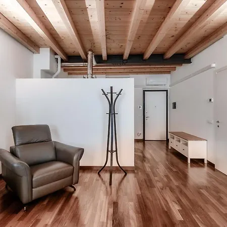 Calicantus Apollo Apartment *