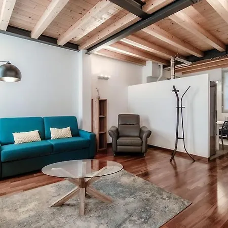 Calicantus Apollo Apartamento Como